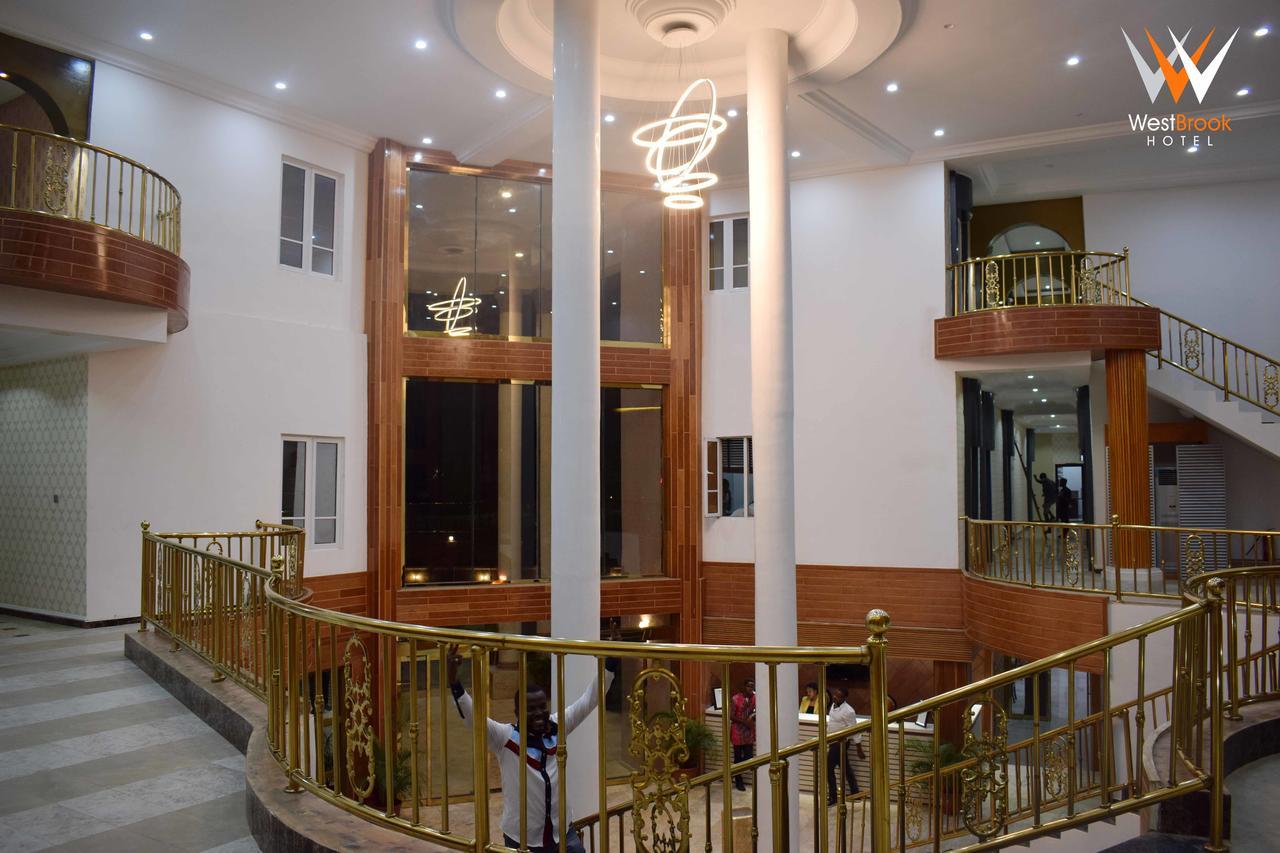 Westbrook Hotel Owerri Exterior photo