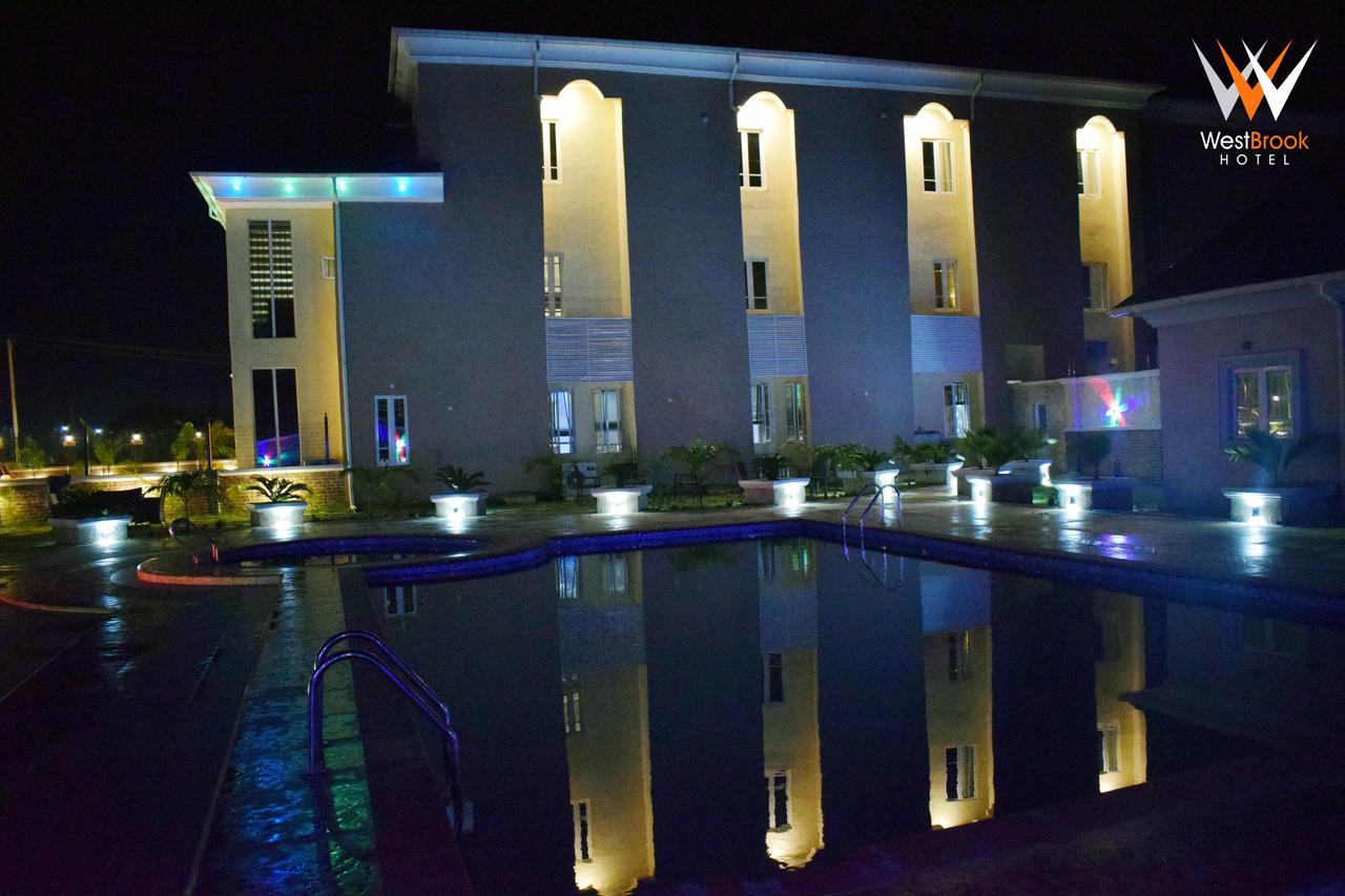 Westbrook Hotel Owerri Exterior photo